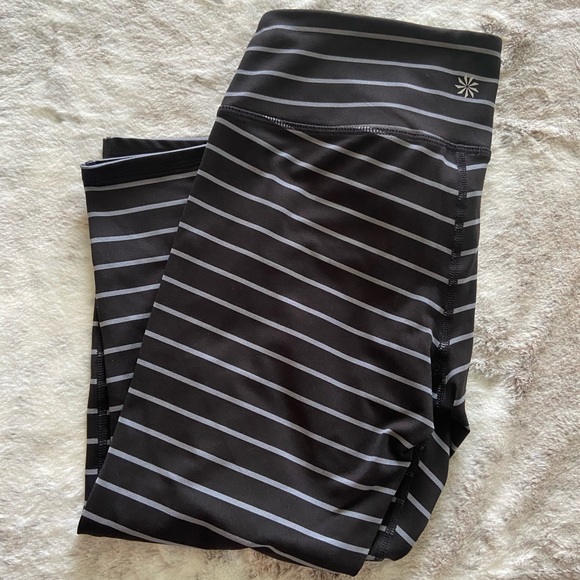 Athleta Chaturanga Stripped Cropped Leggings Small - Picture 3 of 5